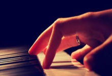 鲸鱼体育:山东泰山福将太多,泽卡打进两球,李源一两个助攻,卡扎尔献绝杀.